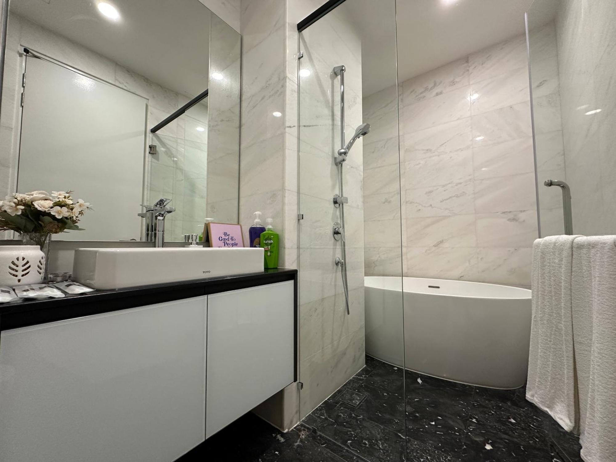 Royce Residences By Romeo Bnb Kuala Lumpur Exterior photo